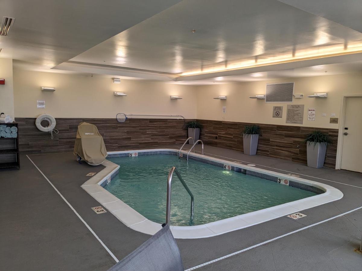 Fairfield Inn & Suites By Marriott פופלר בלאף מראה חיצוני תמונה