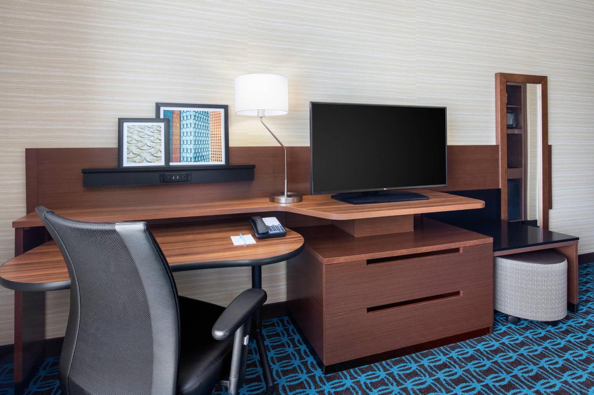 Fairfield Inn & Suites By Marriott פופלר בלאף מראה חיצוני תמונה