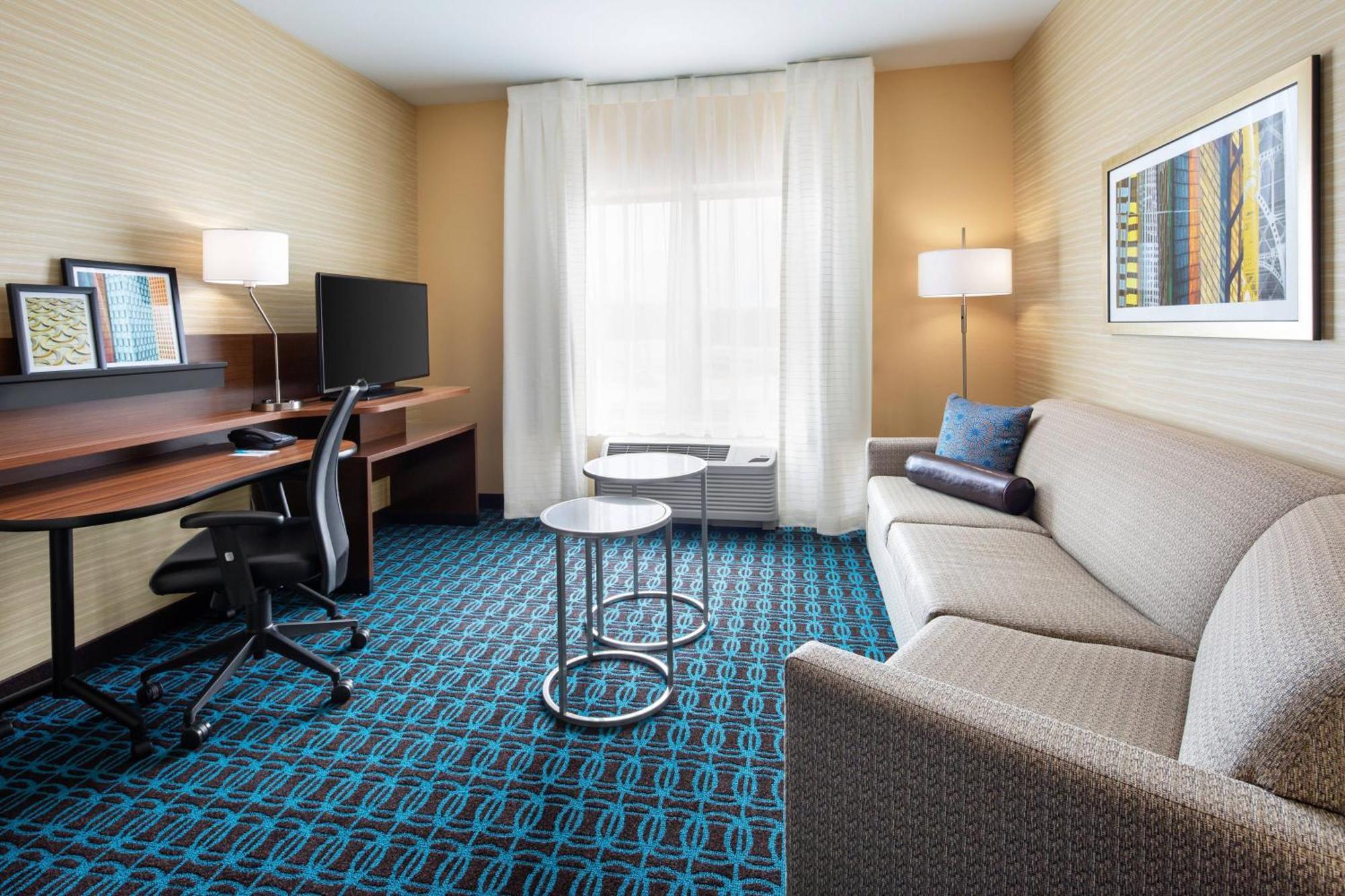Fairfield Inn & Suites By Marriott פופלר בלאף מראה חיצוני תמונה