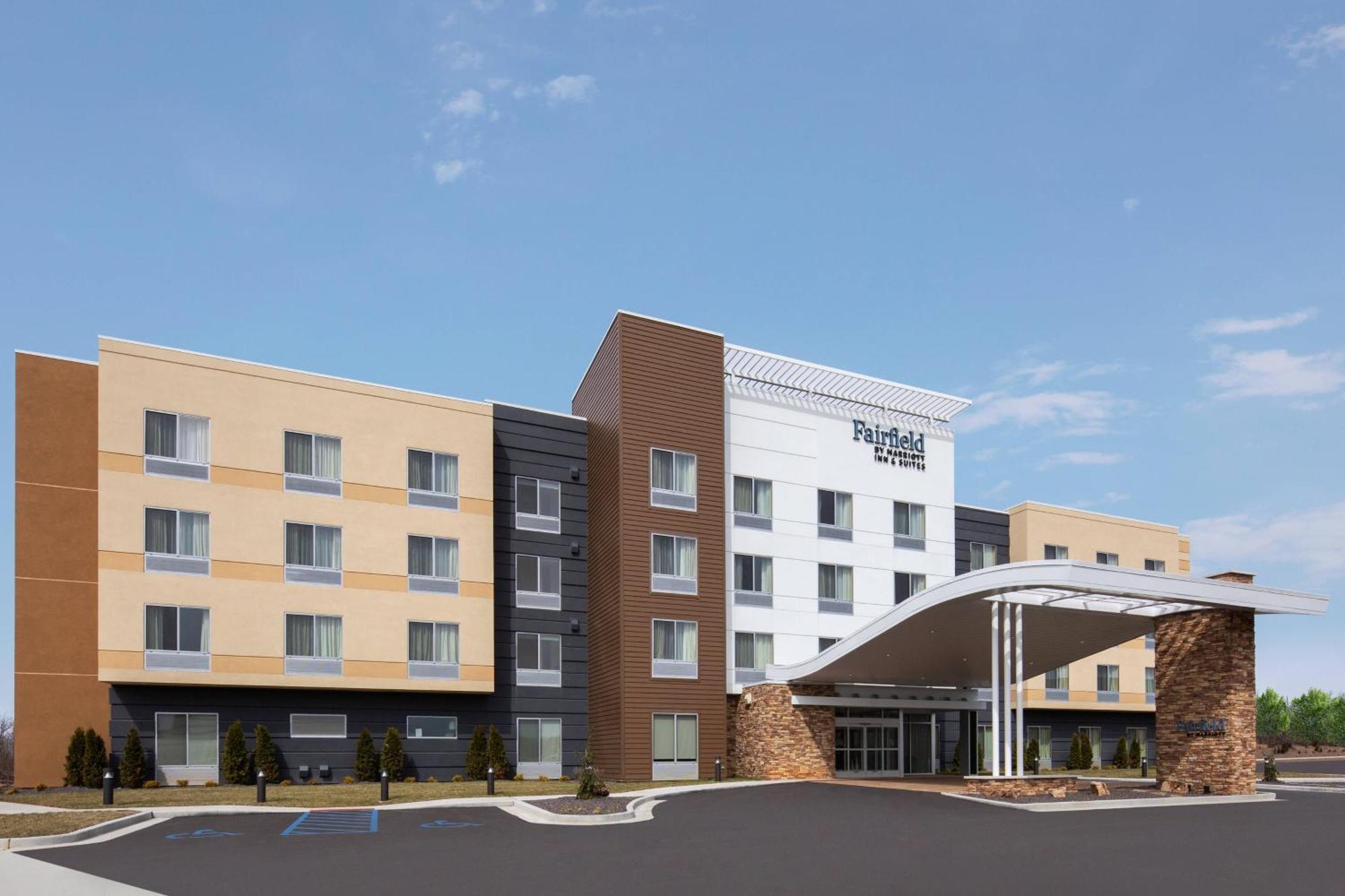 Fairfield Inn & Suites By Marriott פופלר בלאף מראה חיצוני תמונה